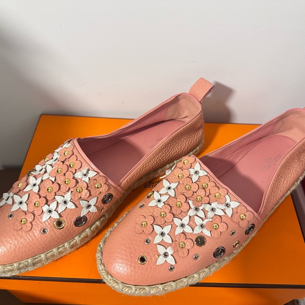 LV flats